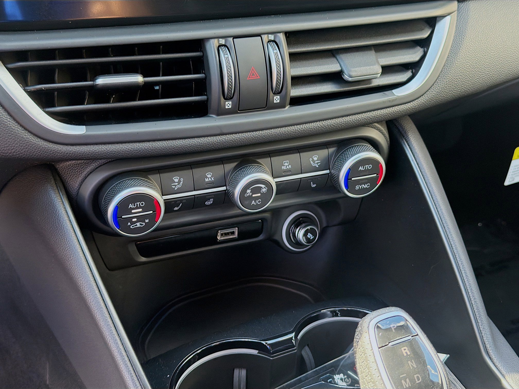 Used 2023 Alfa Romeo Giulia Sprint image 15