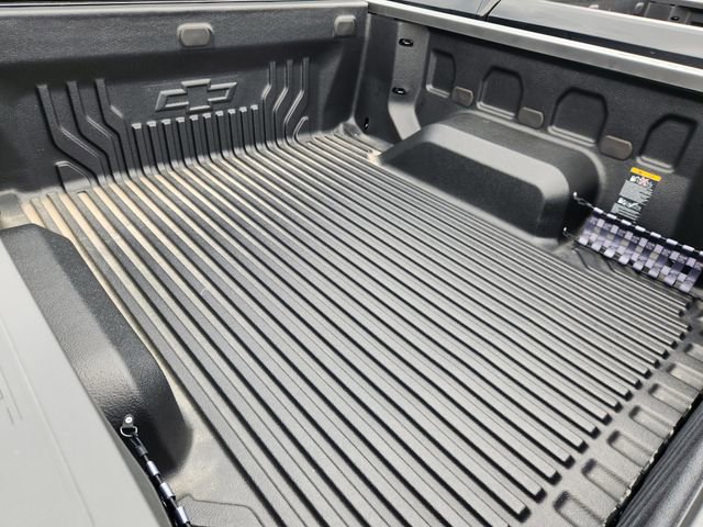 Used 2024 Chevrolet Silverado 1500 LT image 9