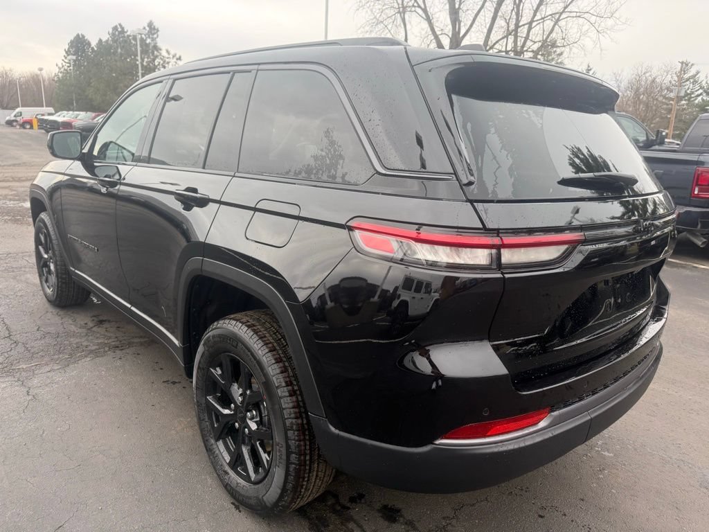 New 2026 Jeep Grand Cherokee Altitude AWD/4WD image 6
