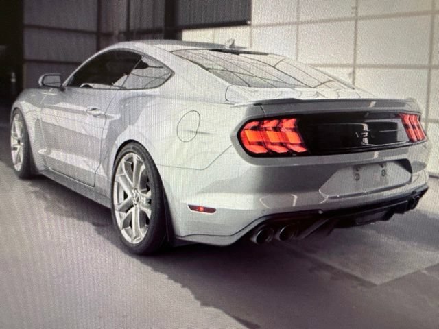Used 2020 Ford Mustang GT Premium w/ Equipment Group 401A RWD image 9