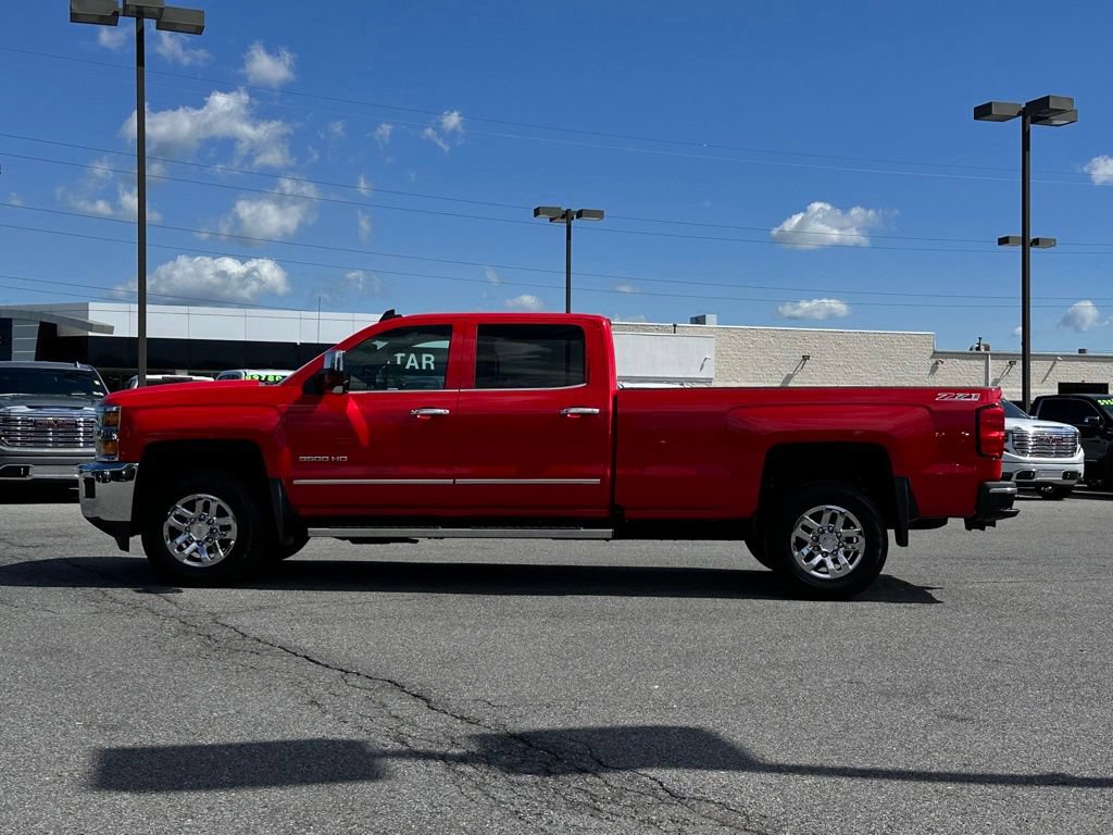 Certified 2017 Chevrolet Silverado 3500 LTZ AWD/4WD image 7