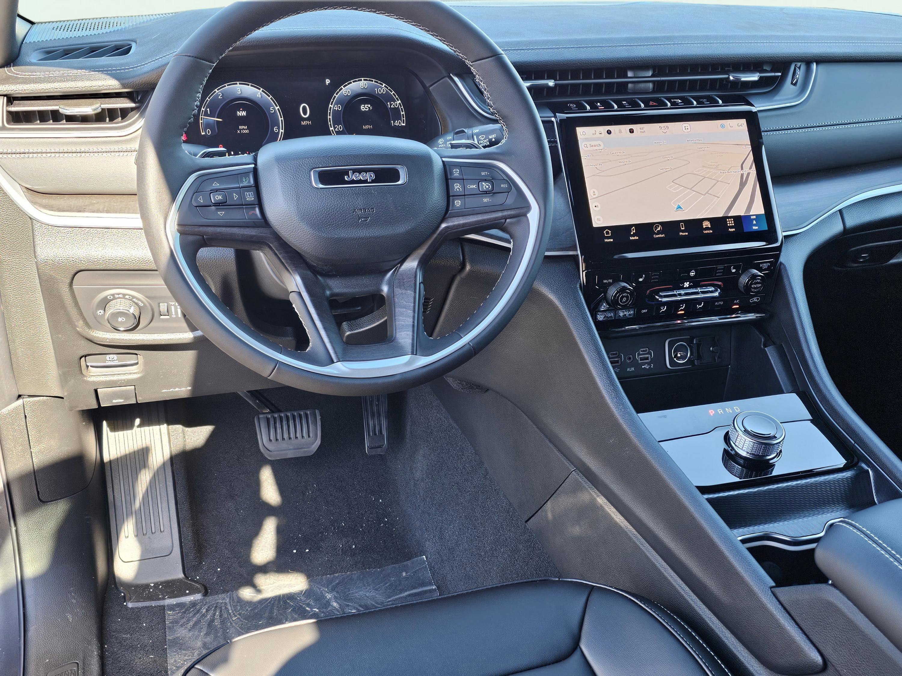 New 2025 Jeep Grand Cherokee L Limited image 36