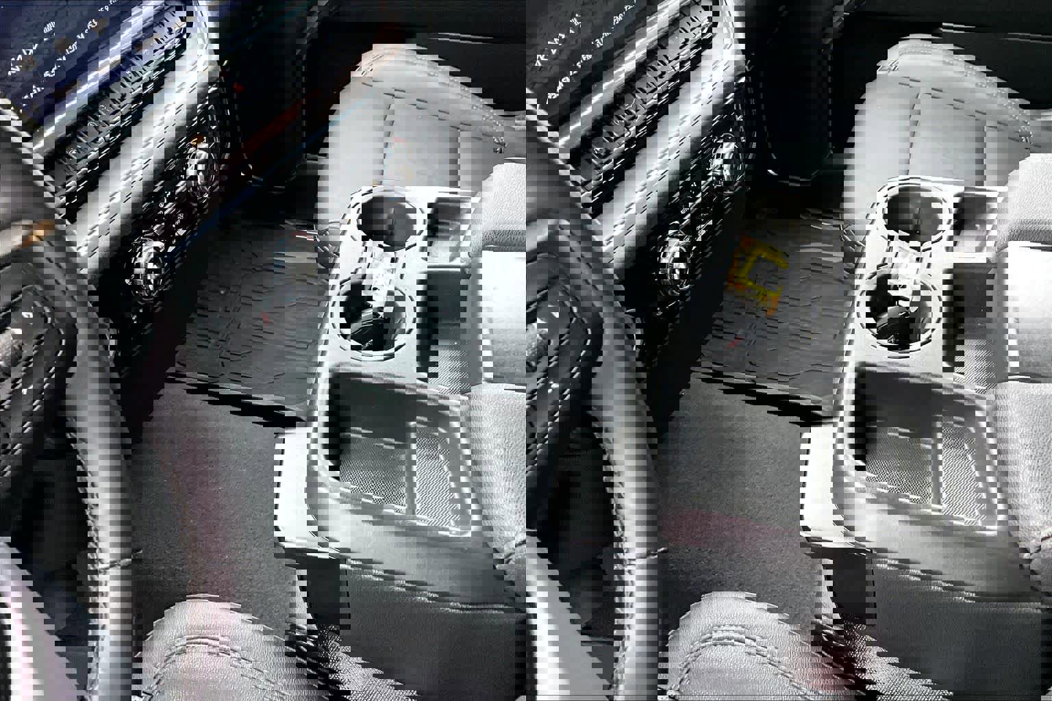 Used 2024 GMC Sierra 1500 SLT image 17