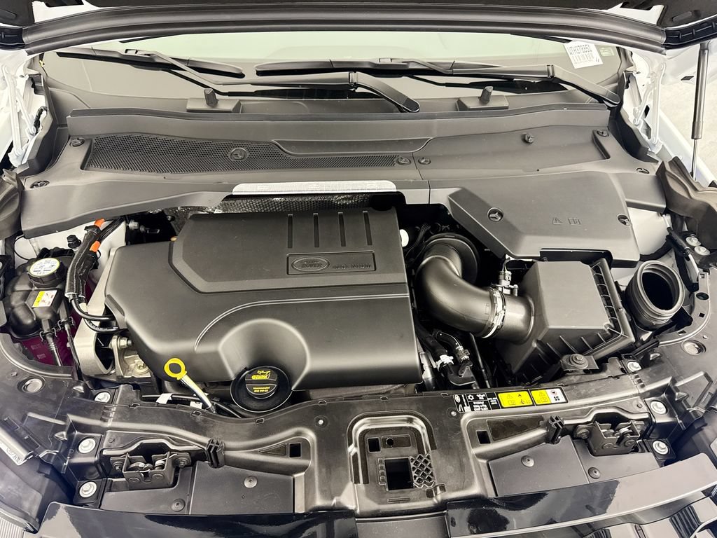 New 2026 Land Rover Discovery Sport Landmark AWD/4WD image 30