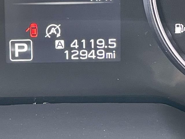 Used 2025 Subaru Outback Premium image 18