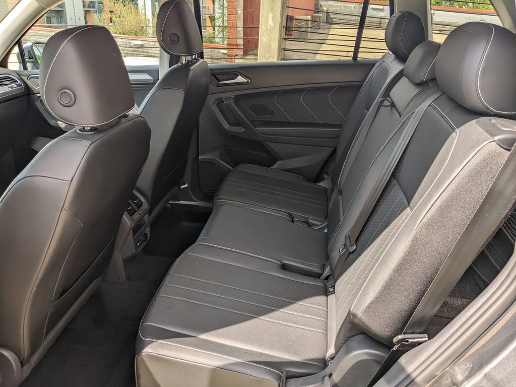 Used 2023 Volkswagen Tiguan SE FWD image 22