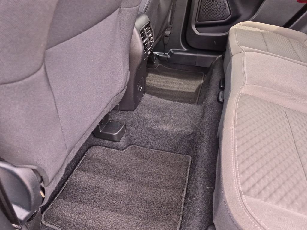 Used 2021 Ford Escape SE w/ SE Sport Appearance Package FWD image 34