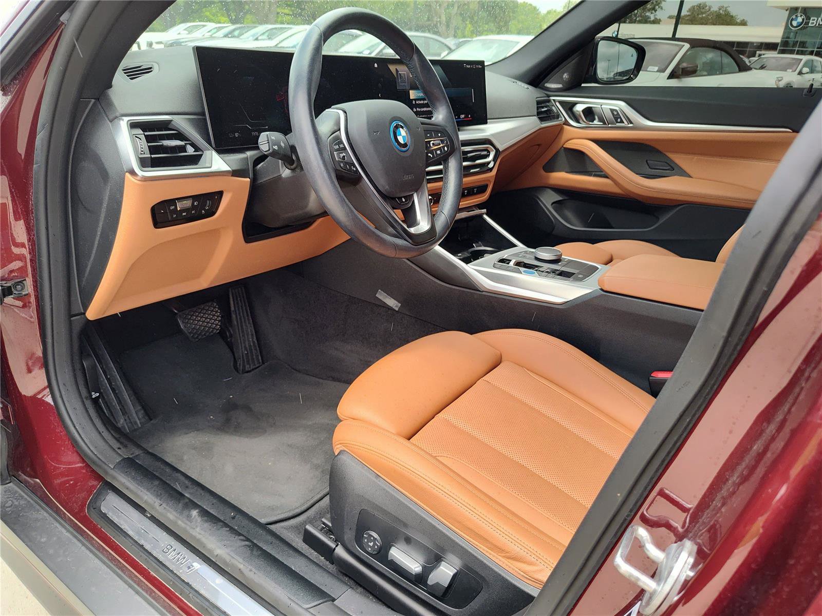Used 2023 BMW i4 eDrive35 w/ Premium Package RWD image 2