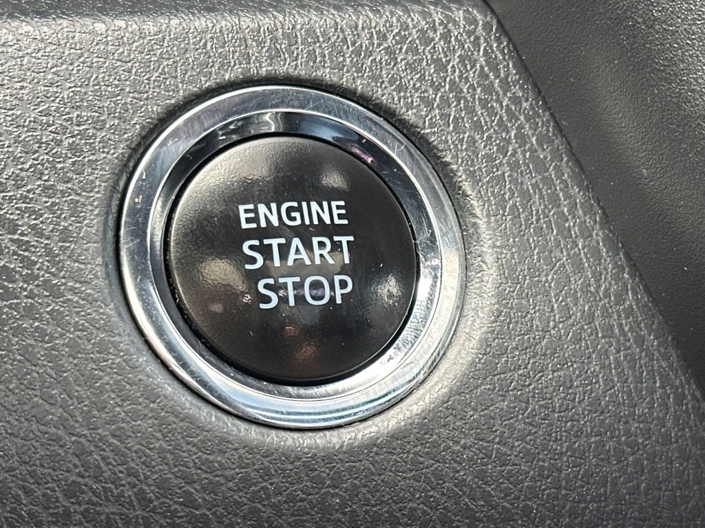 Used 2019 Toyota Camry XSE image 36