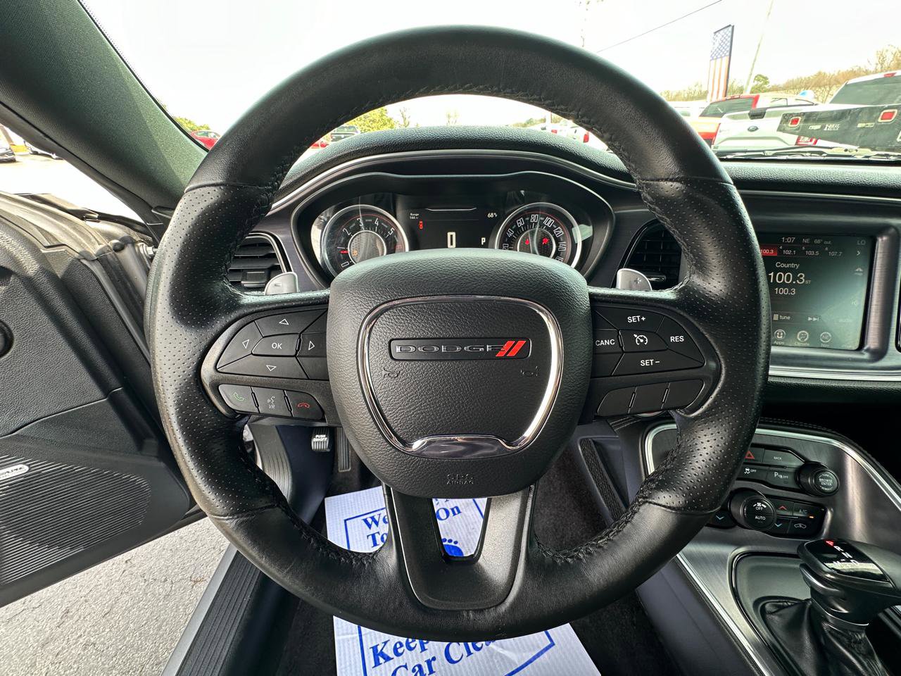 Used 2016 Dodge Challenger R/T RWD image 10