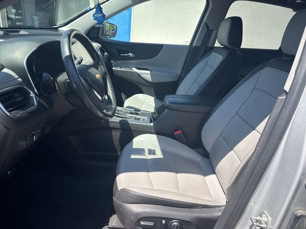 Used 2018 Chevrolet Equinox Premier AWD/4WD image 9