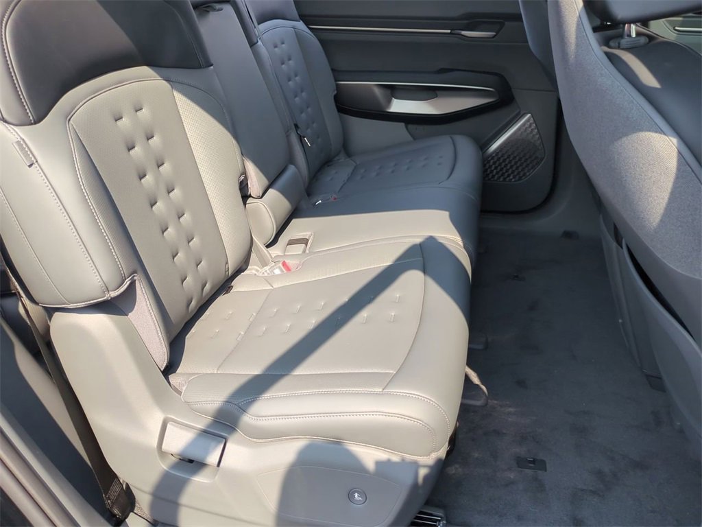 New 2026 Kia EV9 Wind image 38