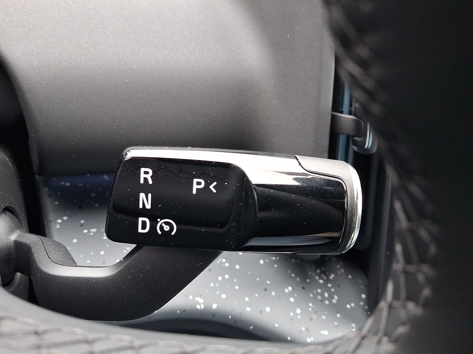 New 2026 Volvo EX30 Ultra w/ Climate Package AWD/4WD image 9