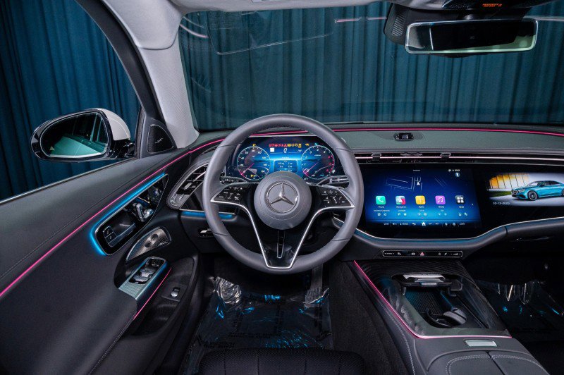 New 2025 Mercedes-Benz E 450 4MATIC All-Terrain Wagon image 15