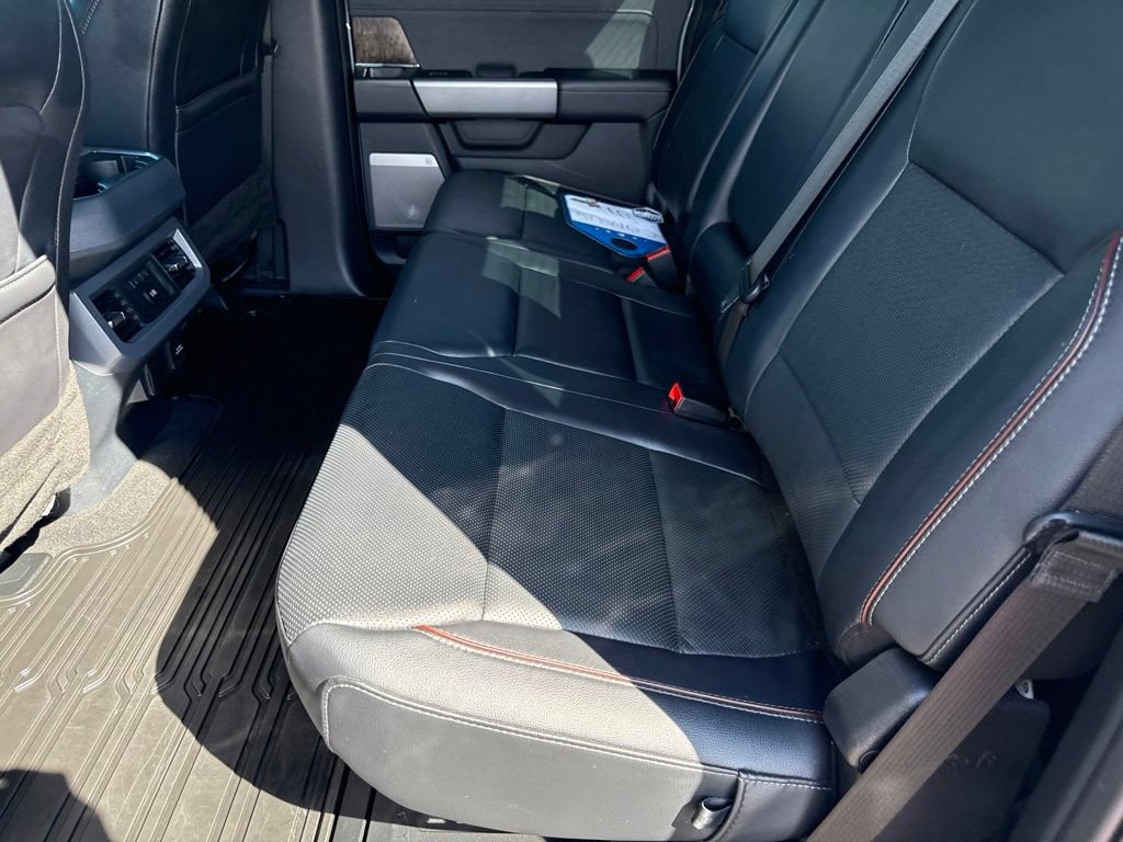 Used 2024 Ford F250 Lariat w/ Sport Appearance Package AWD/4WD image 40