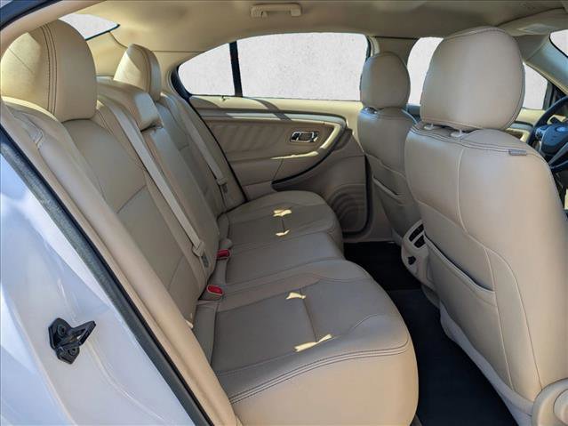 Used 2014 Ford Taurus SEL w/ Equipment Group 201A FWD image 18