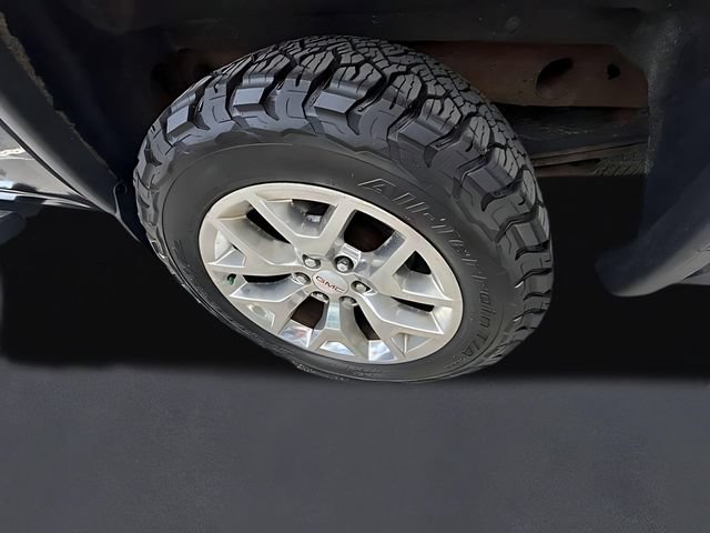 Used 2015 GMC Sierra 1500 SLT w/ SLT Crew Cab Value Package AWD/4WD image 30