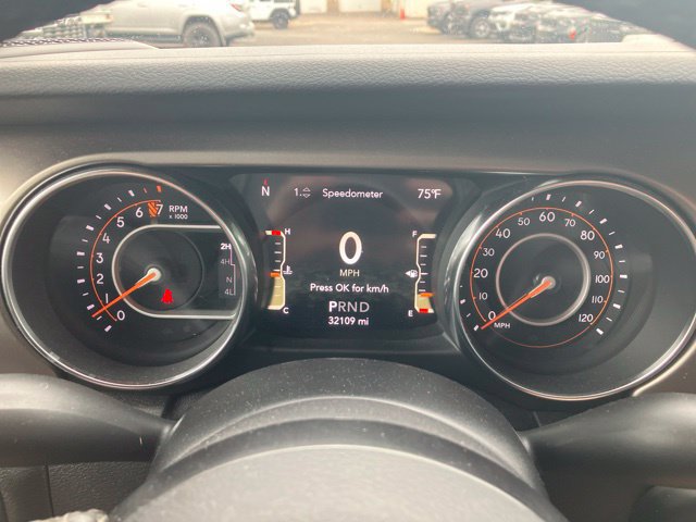 Used 2020 Jeep Gladiator Sport w/ Quick Order Package 24S AWD/4WD image 11