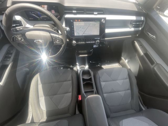 New 2027 Chevrolet Bolt LT w/ Comfort Package FWD image 19