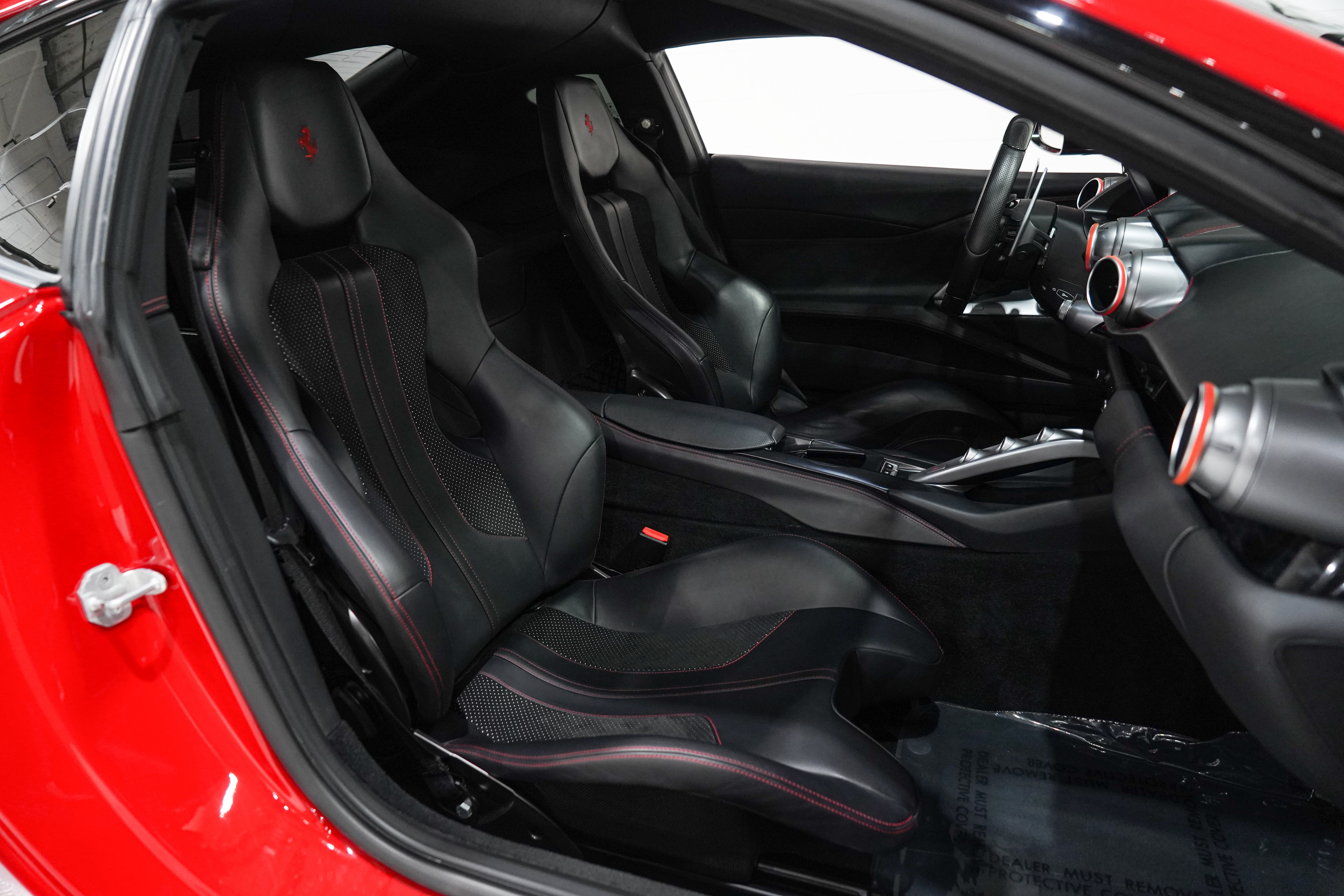 Used 2019 Ferrari 812 Superfast RWD image 15