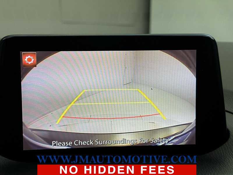 Used 2018 MAZDA MAZDA3 Grand Touring w/ Premium Equipment Package FWD image 29