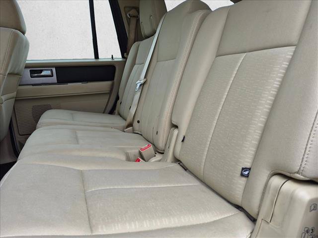 Used 2017 Ford Expedition XLT RWD image 19