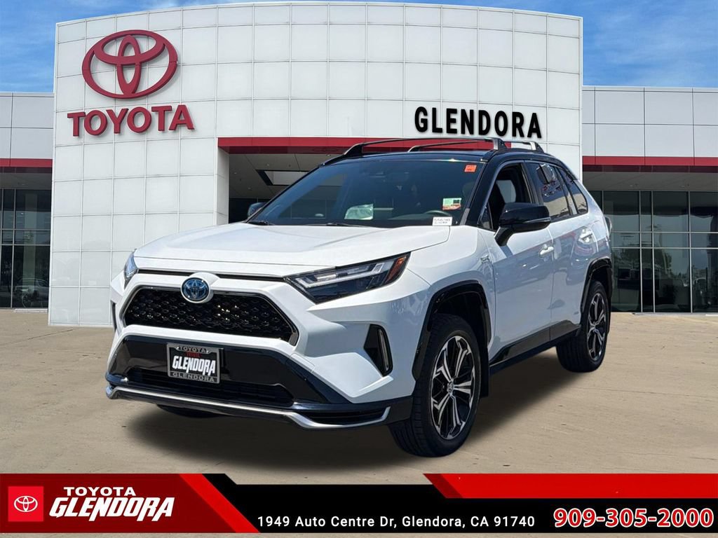 Certified 2024 Toyota RAV4 XSE w/ Weather Package AWD/4WD image 4