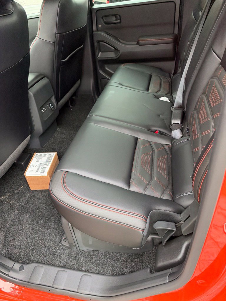 New 2026 Nissan Frontier PRO-4X w/ Pro Premium Package AWD/4WD image 11