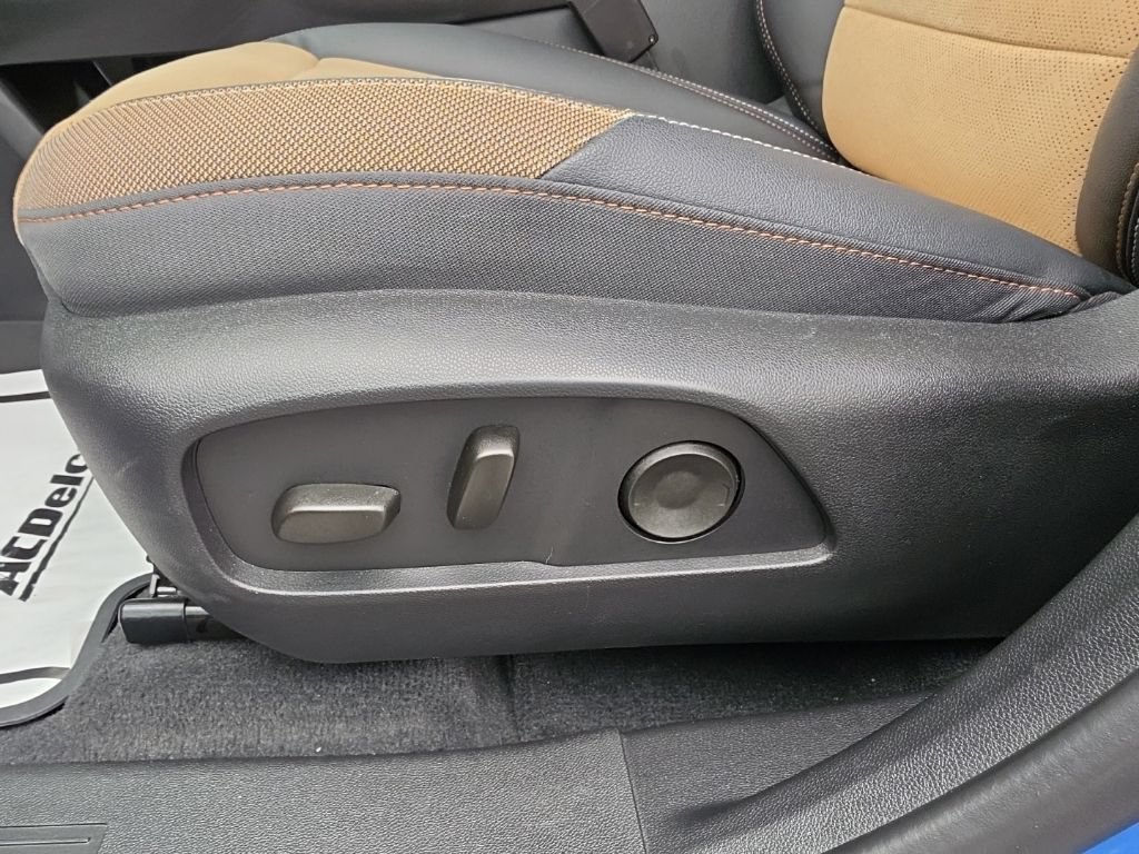 Certified 2025 Chevrolet Equinox ACTIV w/ Safety and Technology Package AWD/4WD image 22