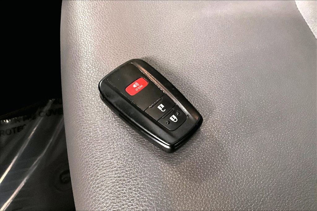 Used 2022 Toyota 4Runner SR5 Premium w/ Moonroof Package image 11