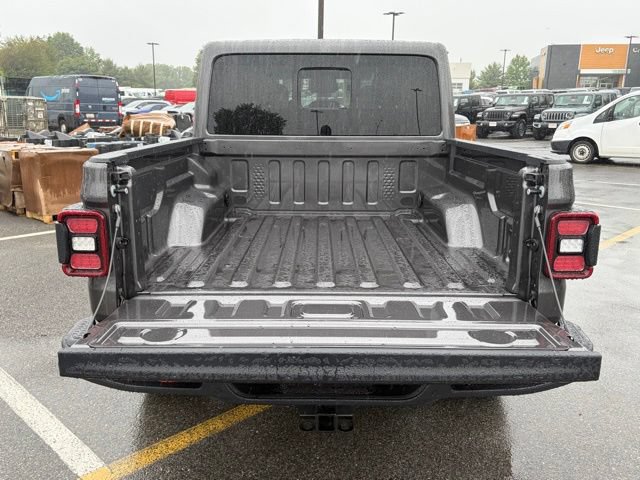 New 2026 Jeep Gladiator Mojave w/ Safety Group AWD/4WD image 7