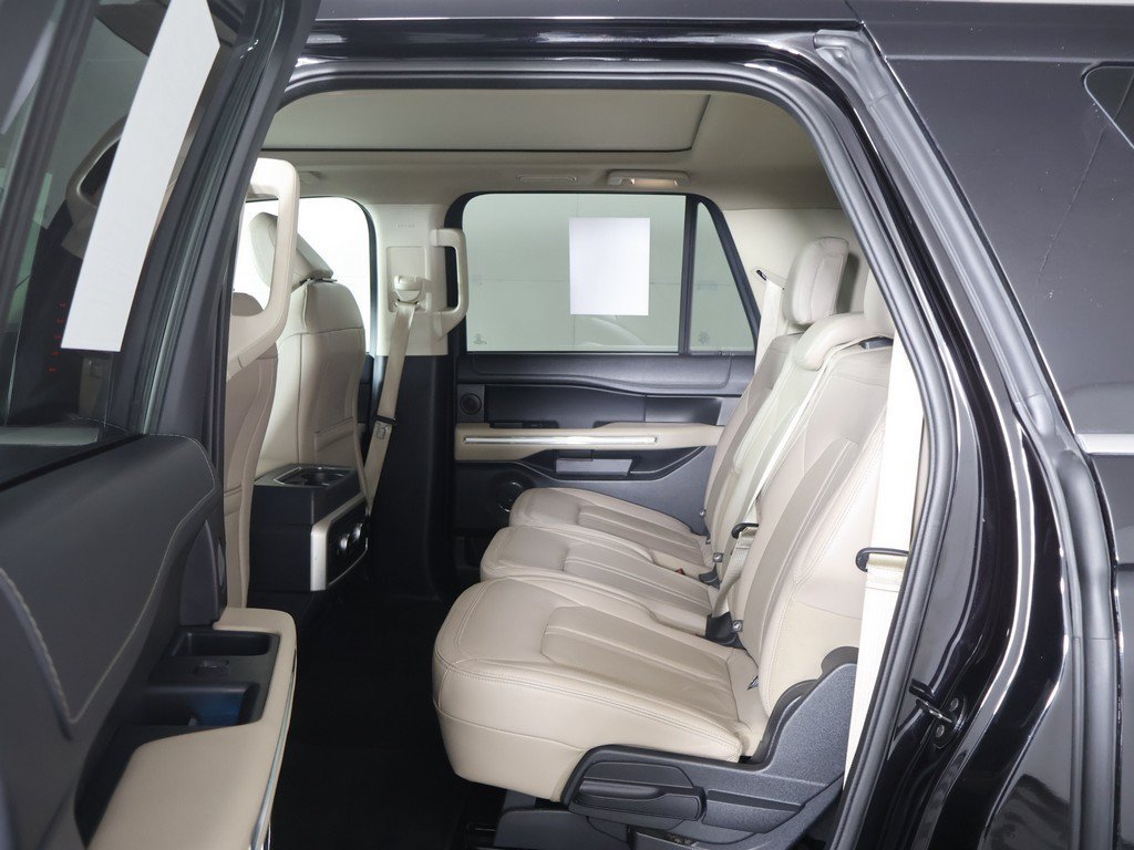 Used 2024 Ford Expedition Max Limited AWD/4WD image 38