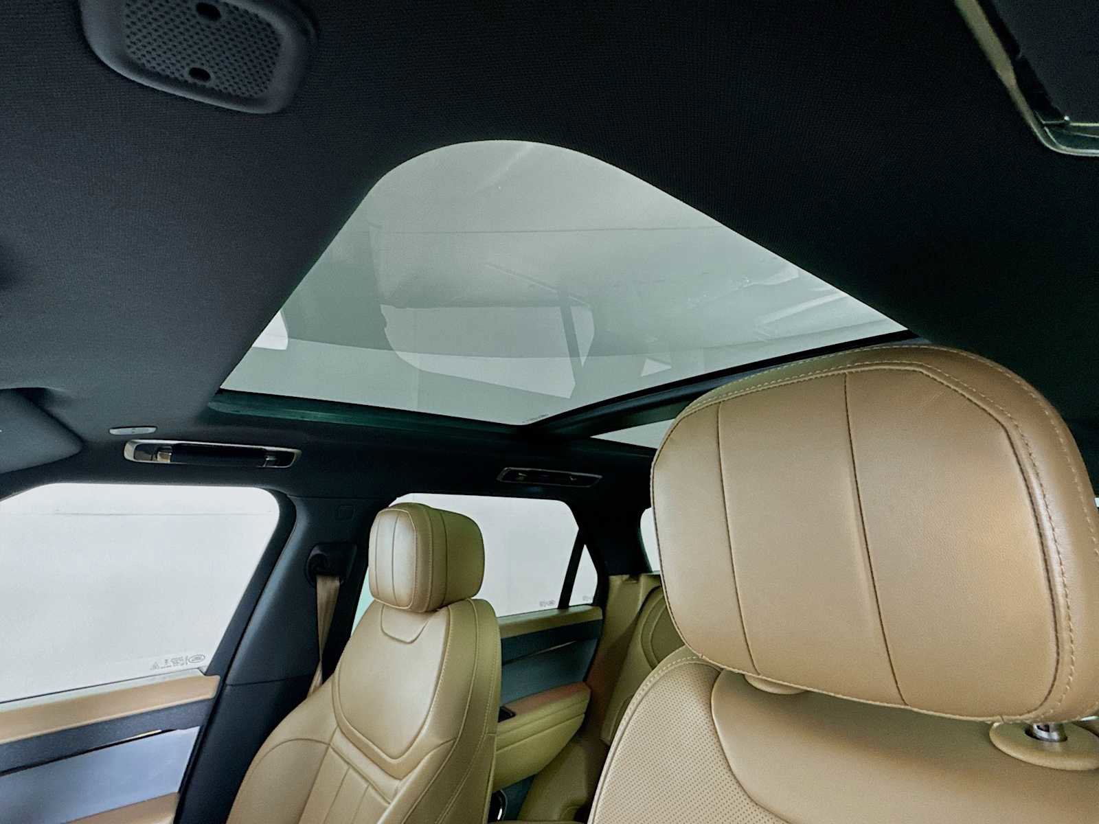 Used 2023 Land Rover Range Rover Sport SE image 12