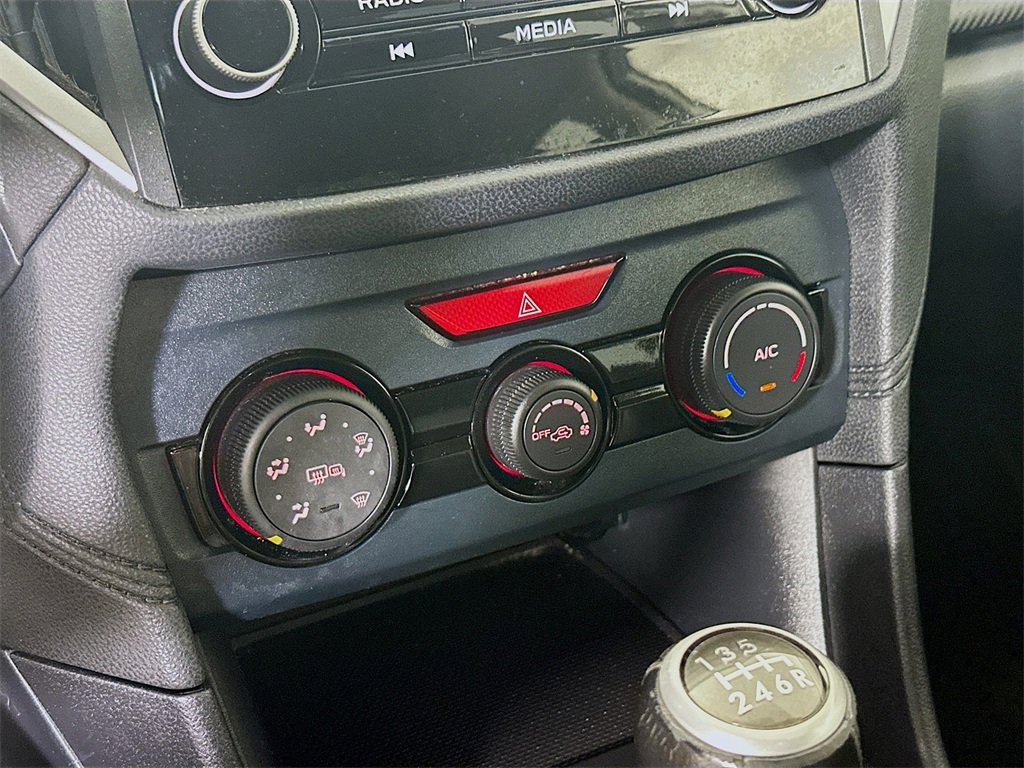 Used 2019 Subaru Crosstrek 2.0i Premium image 13