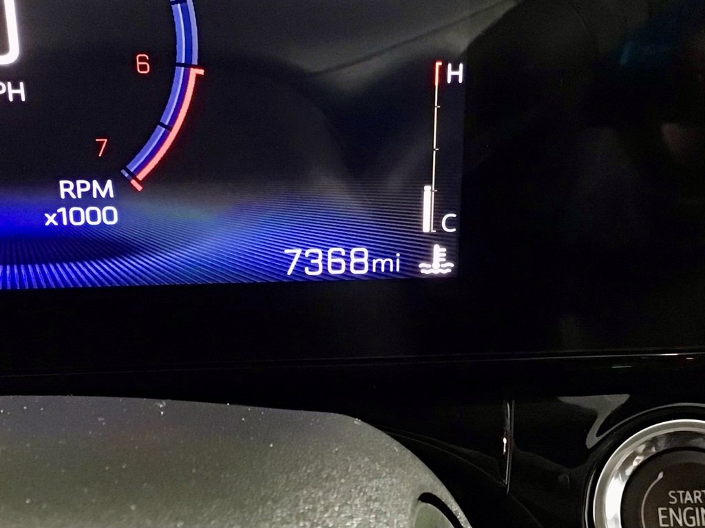 Used 2025 Chevrolet Trax RS image 36