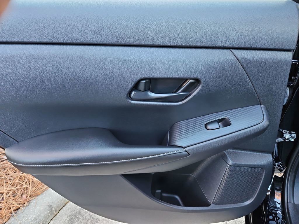 Used 2024 Nissan Sentra SV image 27