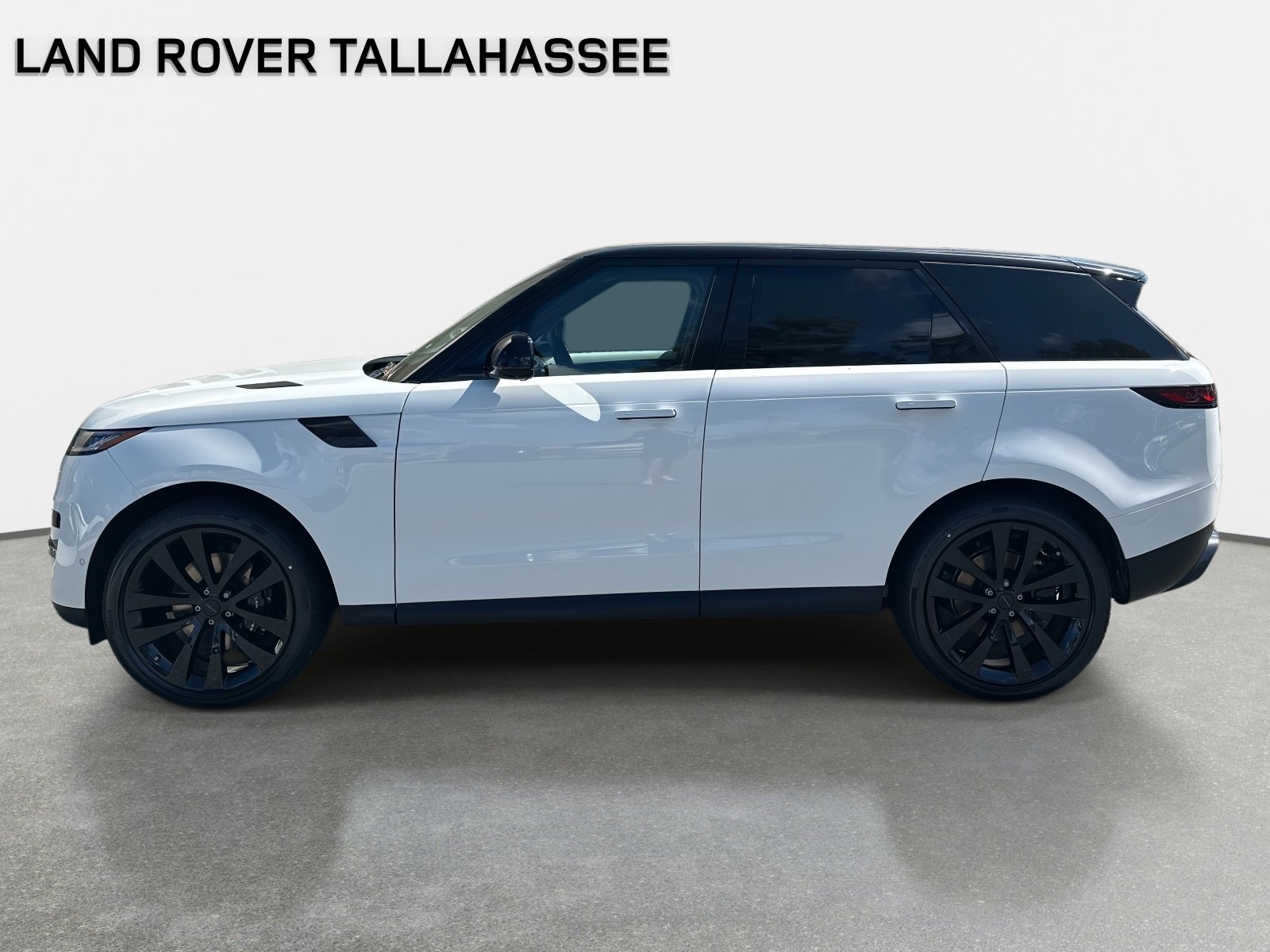 New 2026 Land Rover Range Rover Sport SE image 8