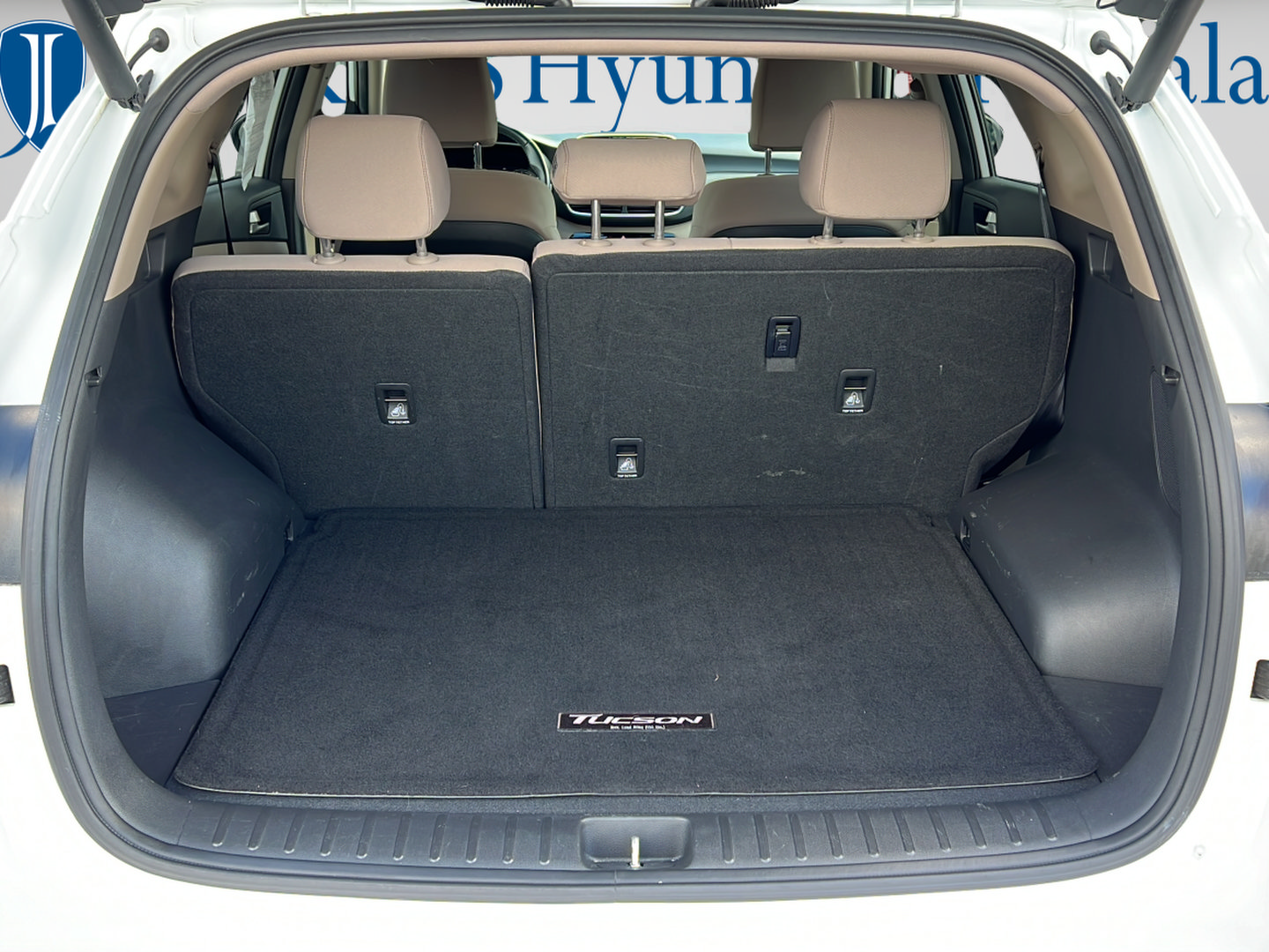 Used 2020 Hyundai Tucson Sport FWD image 9