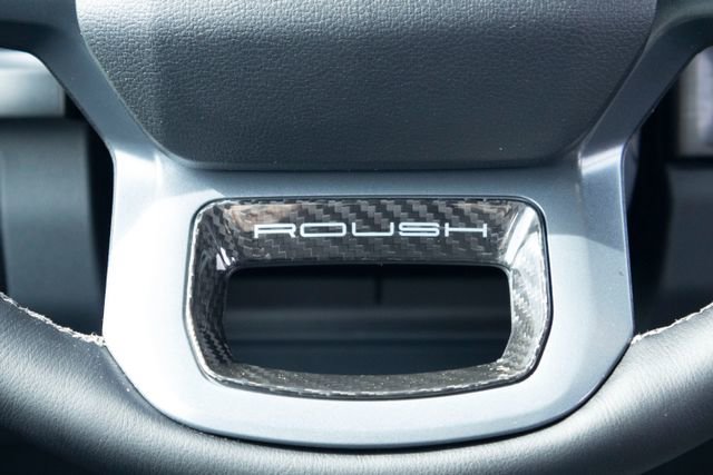 New 2026 Ford F250 Lariat w/ Black Appearance Package image 5