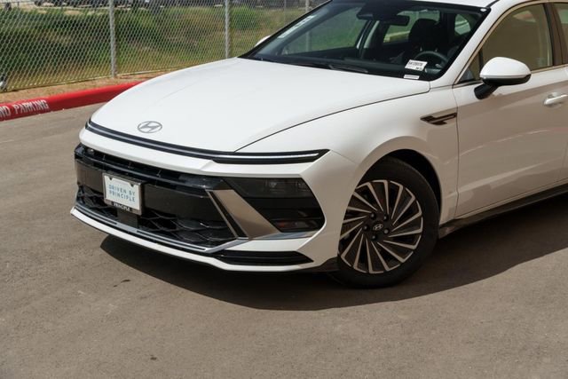 New 2025 Hyundai Sonata SEL image 3