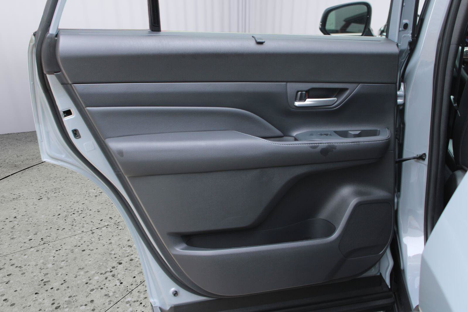 Used 2025 Toyota Grand Highlander AWD Hybrid image 46