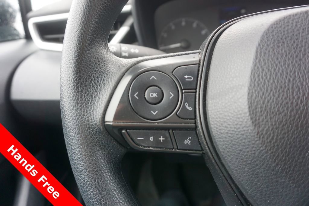 Used 2023 Toyota Corolla LE image 4