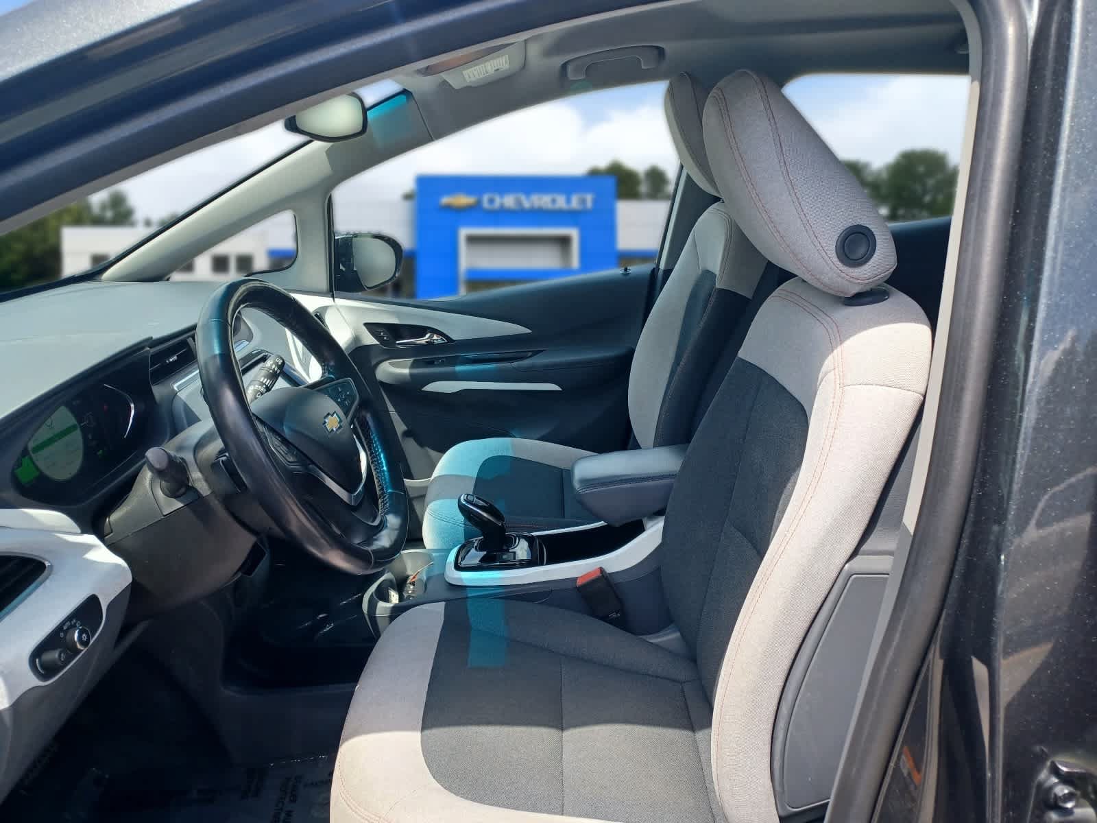 Used 2018 Chevrolet Bolt LT FWD image 7