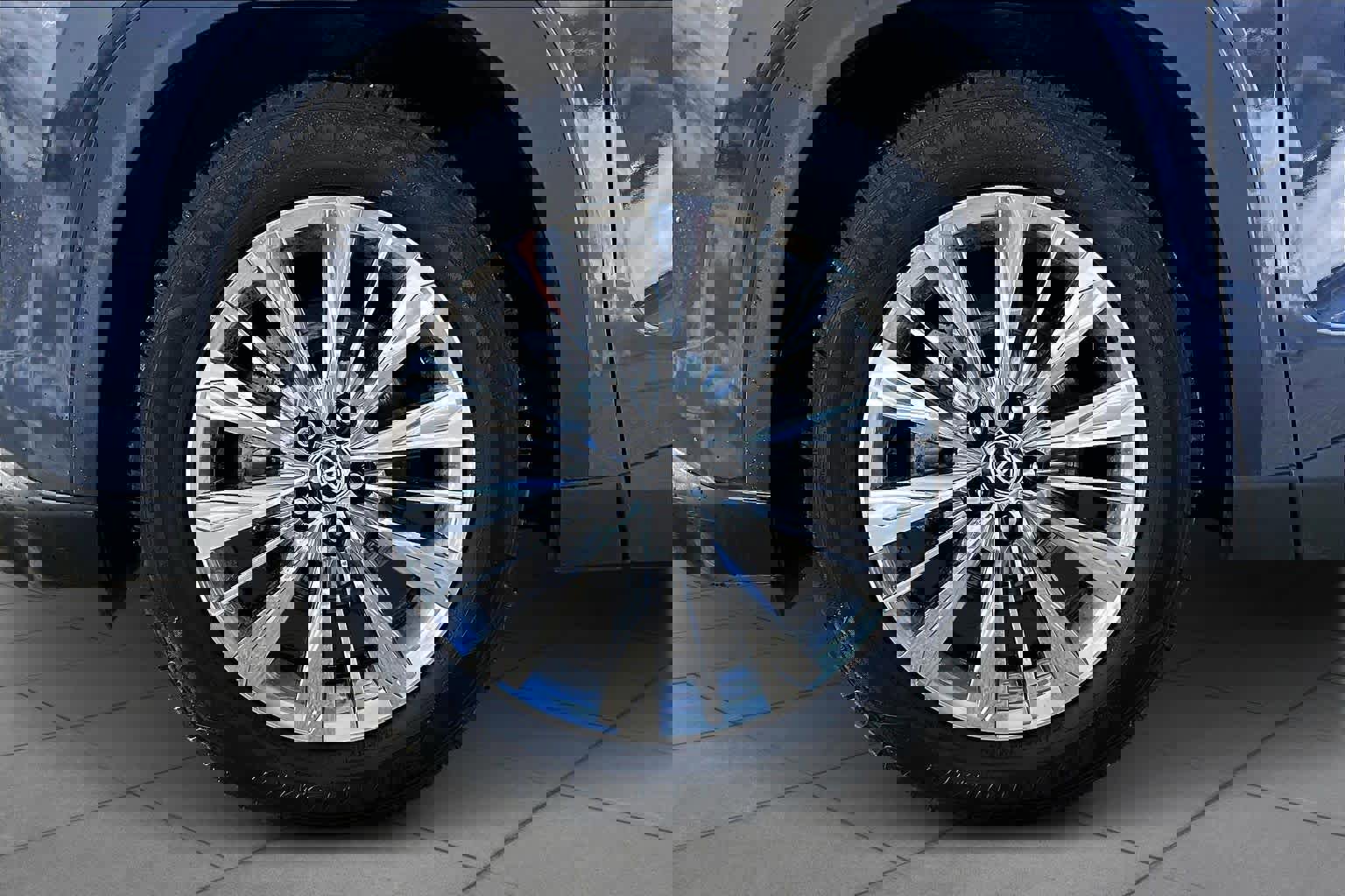 Certified 2024 Toyota Grand Highlander Platinum image 22