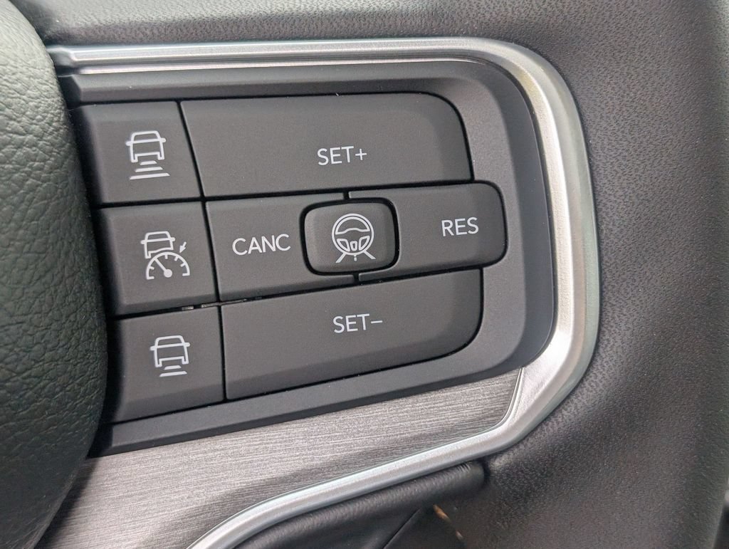 New 2026 Jeep Grand Wagoneer L 4WD image 16