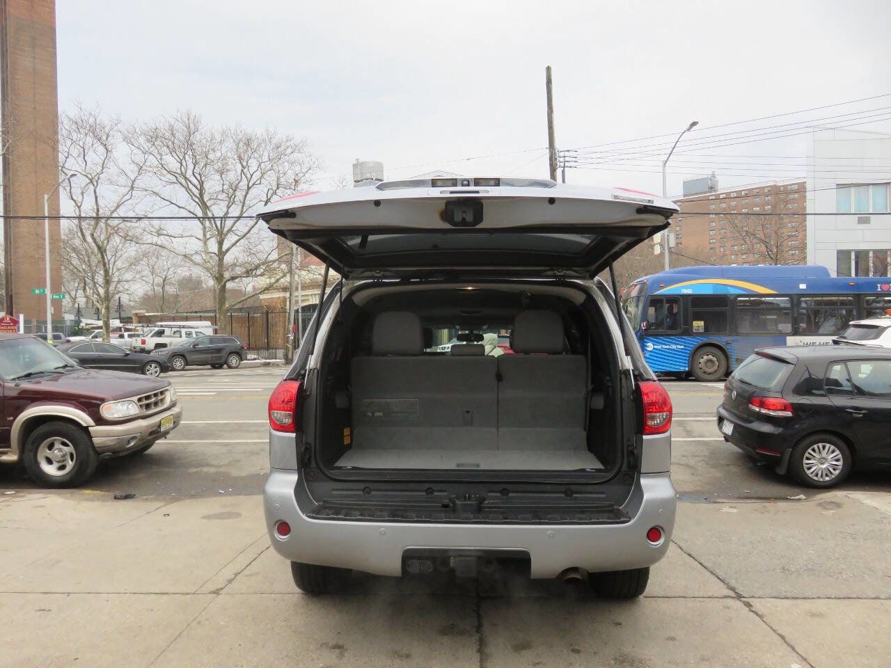 Used 2012 Toyota Sequoia Limited image 26