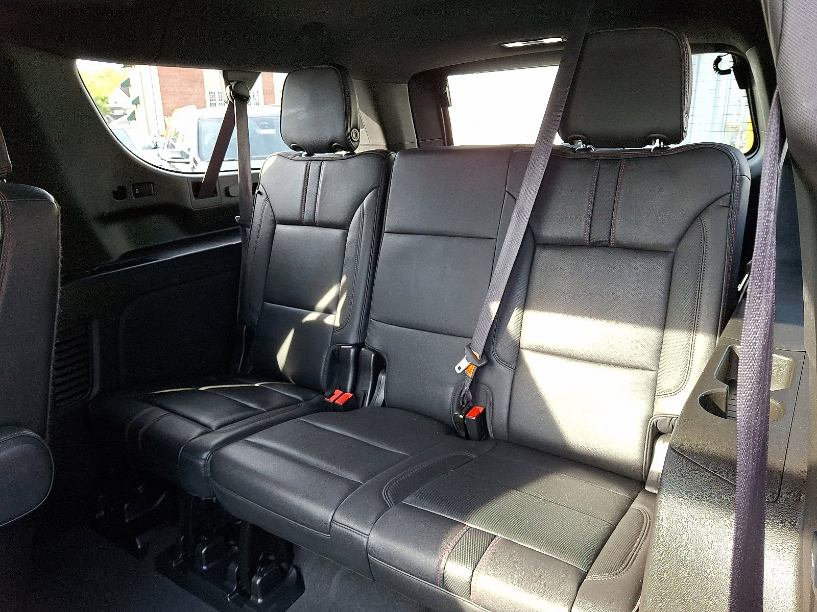 Certified 2024 Chevrolet Suburban RST w/ Luxury Package image 12