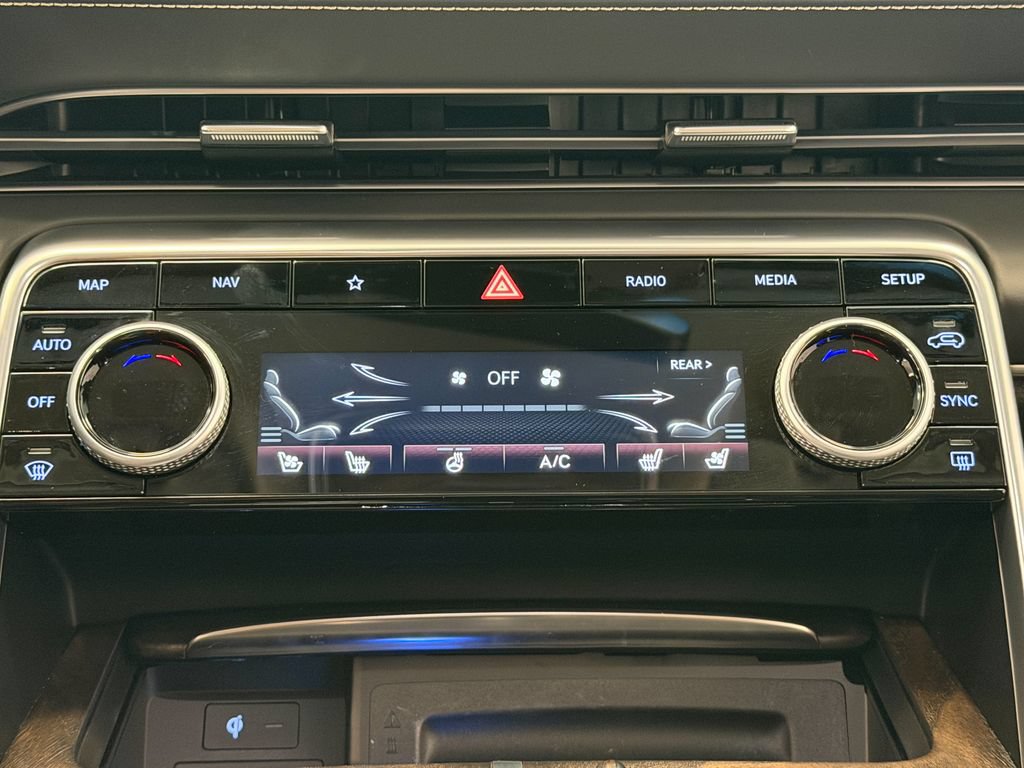 Used 2024 Genesis GV80 3.5T Prestige Signature AWD/4WD image 27