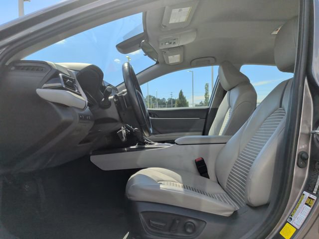 Used 2024 Toyota Camry SE FWD image 14