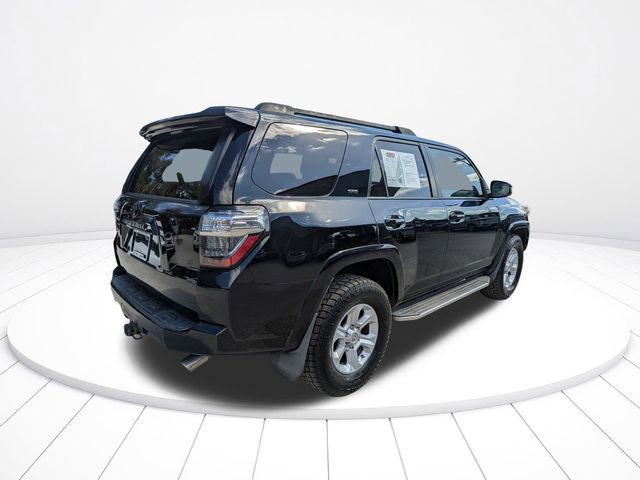 Used 2016 Toyota 4Runner SR5 image 4